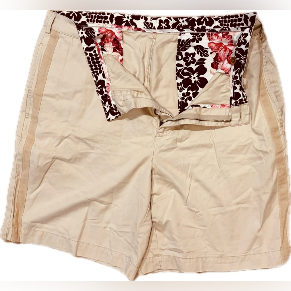 Tommy Hilfiger men's Hawaiian short
 Size: Waist 38| EUC-